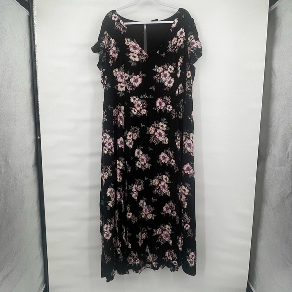 Torrid black flutter sleeve midi dress - Picture 1 of 7